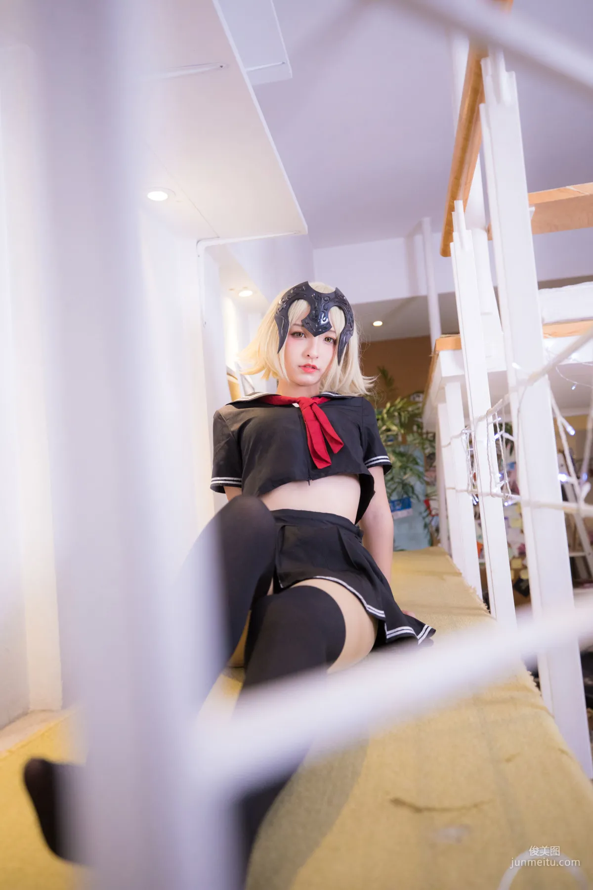 神楽坂真冬《放課後》 [蘿莉COSPLAY] 寫真集 48