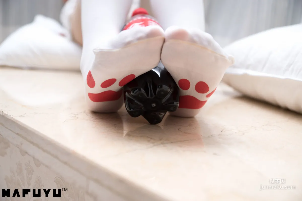 Shenle Banzhen Dong "Cat Claw White Stockings Series" [COSPLAY Beauty] Photo Set photo 49