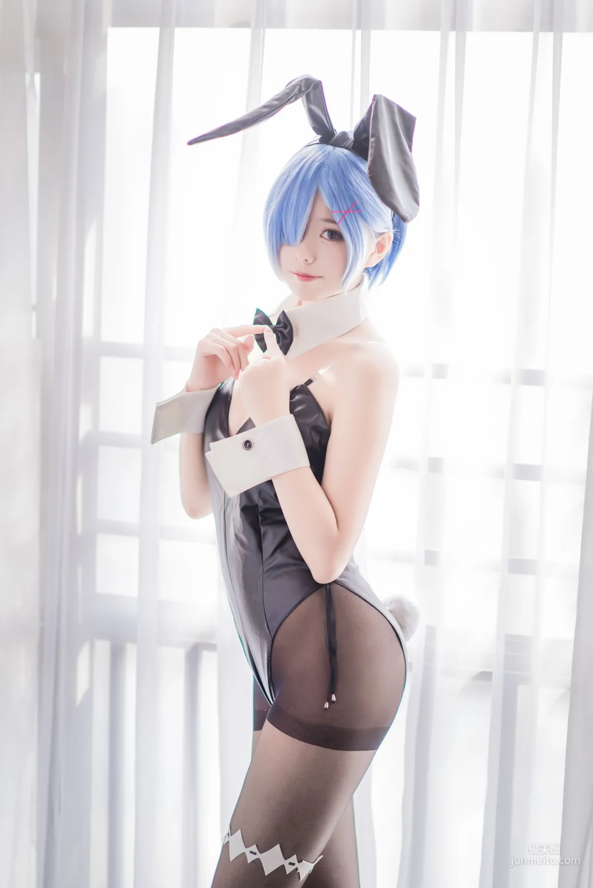 Xiaoye Meizi w 'White Gauze Skirt + Rem Nurse + Rem Bunny Girl' [Web Idols] Photo Set photo 24