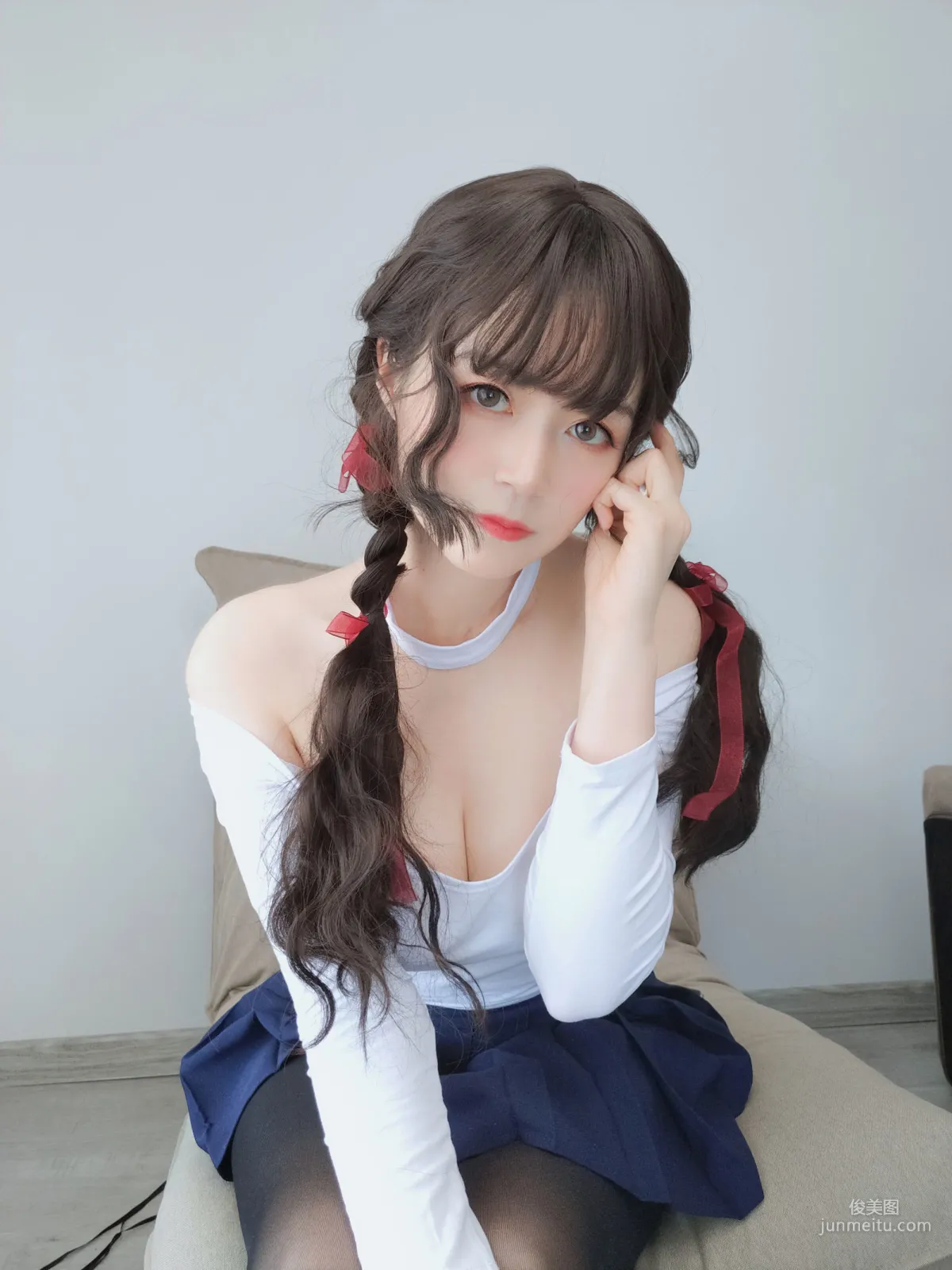 Baiyin 81: Web Idols photo 6