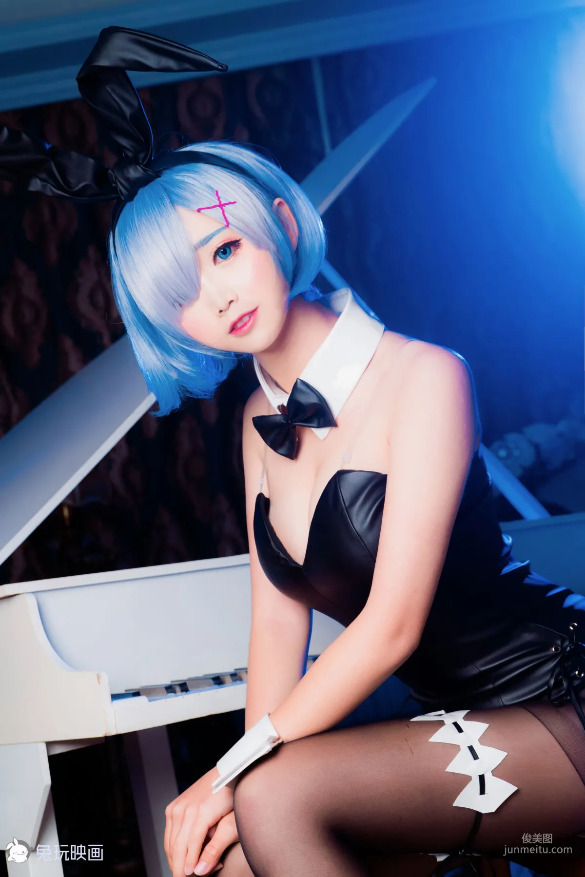 面饼仙儿《兔女郎》 [福利COSPLAY] 写真集33