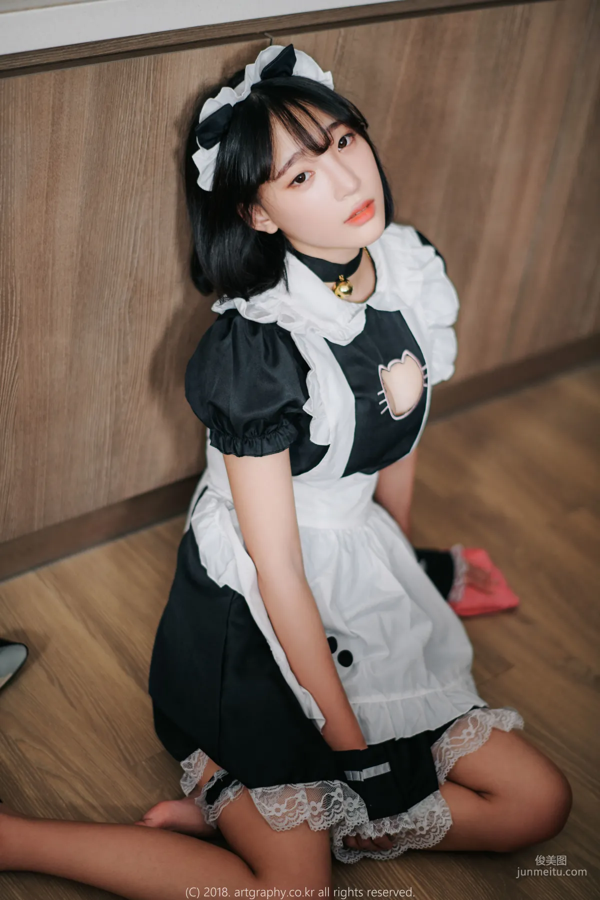 Big Bust Girl Jiang Renqing, Black Stockings Uniform + Maid Seduction [ARTGRAVIA] Photo Set photo 47