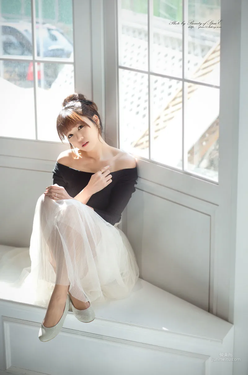 [韩国美女] 李恩慧《白色淑女长裙》 写真集22