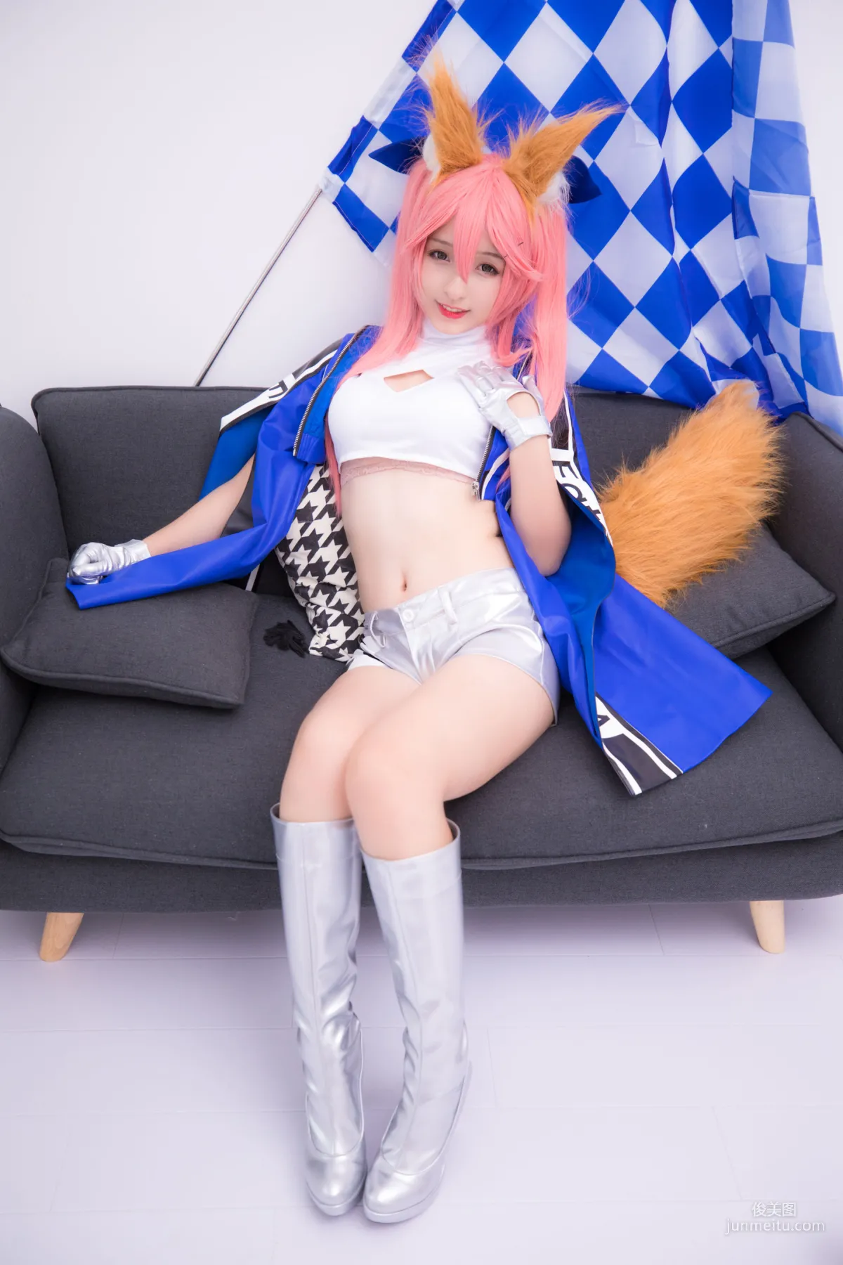 神楽坂真冬《目標はあなた、エンジン全開！！》 [蘿莉COSPLAY] 寫真集 51