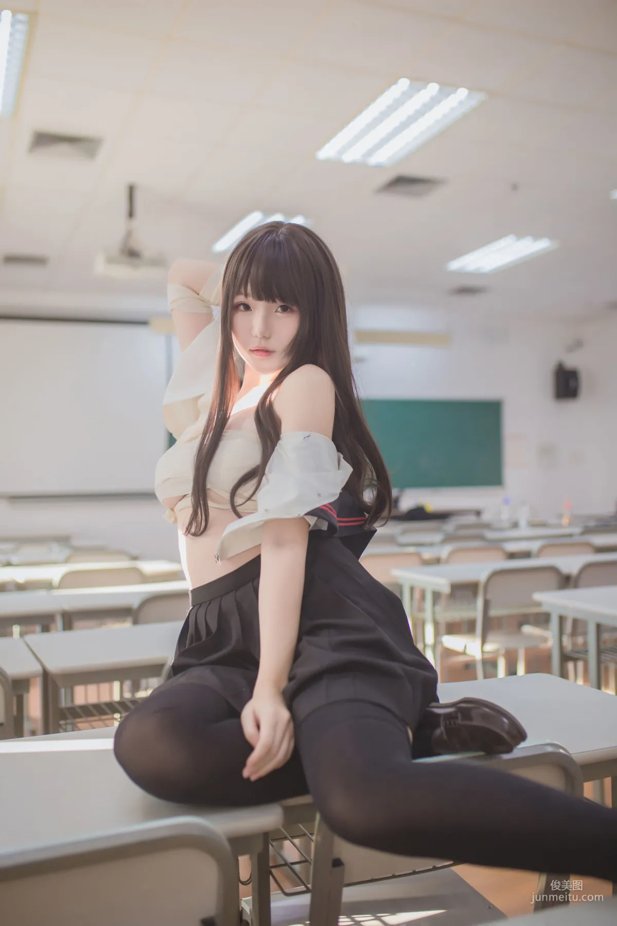Yoko宅夏Cos《黑絲JK》 [COSPLAY美女] 寫真集 15
