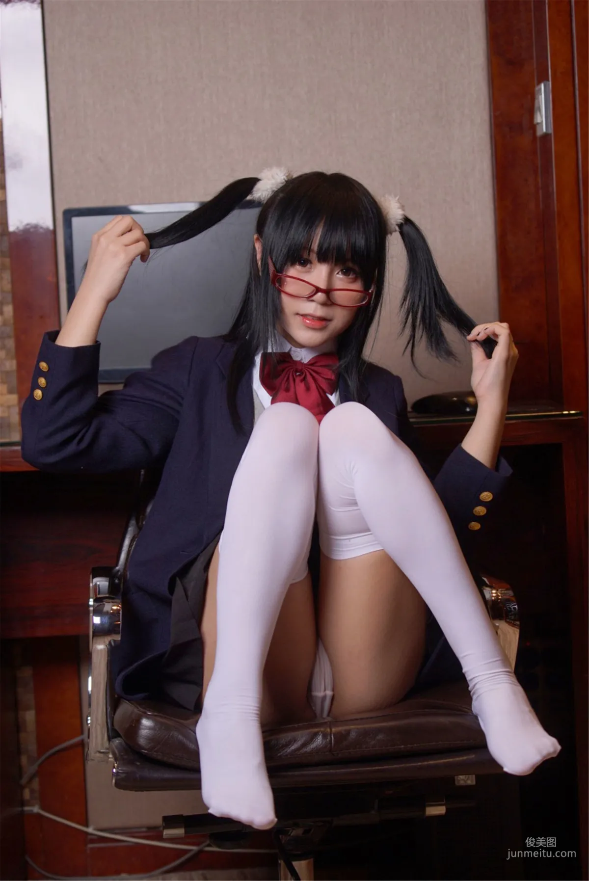 COSER Baiyin 81 & Yao Yaole, Sisters Silk Seduction [Cosplay Bonus] Photo Set photo 13