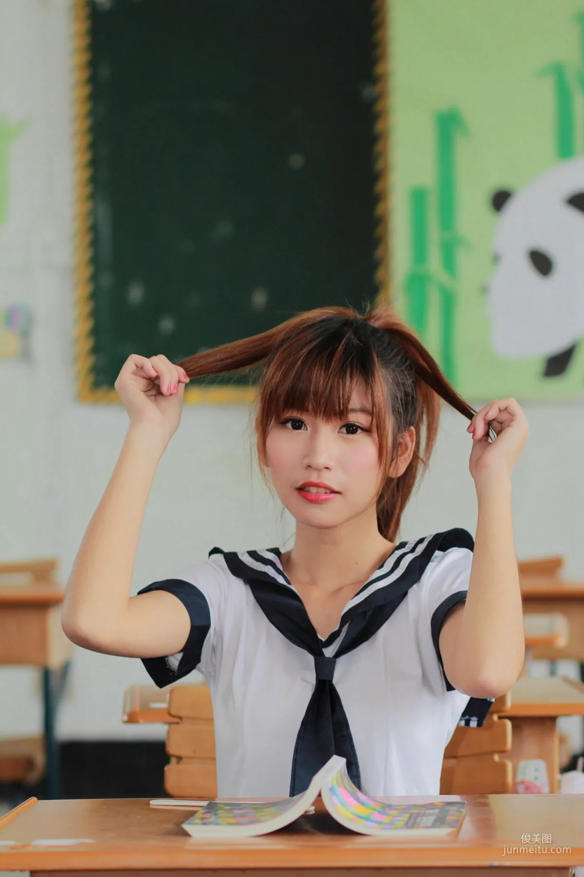 Uniform Girl Lin Wendi [Taiwan Beauties] Photo Set photo 12