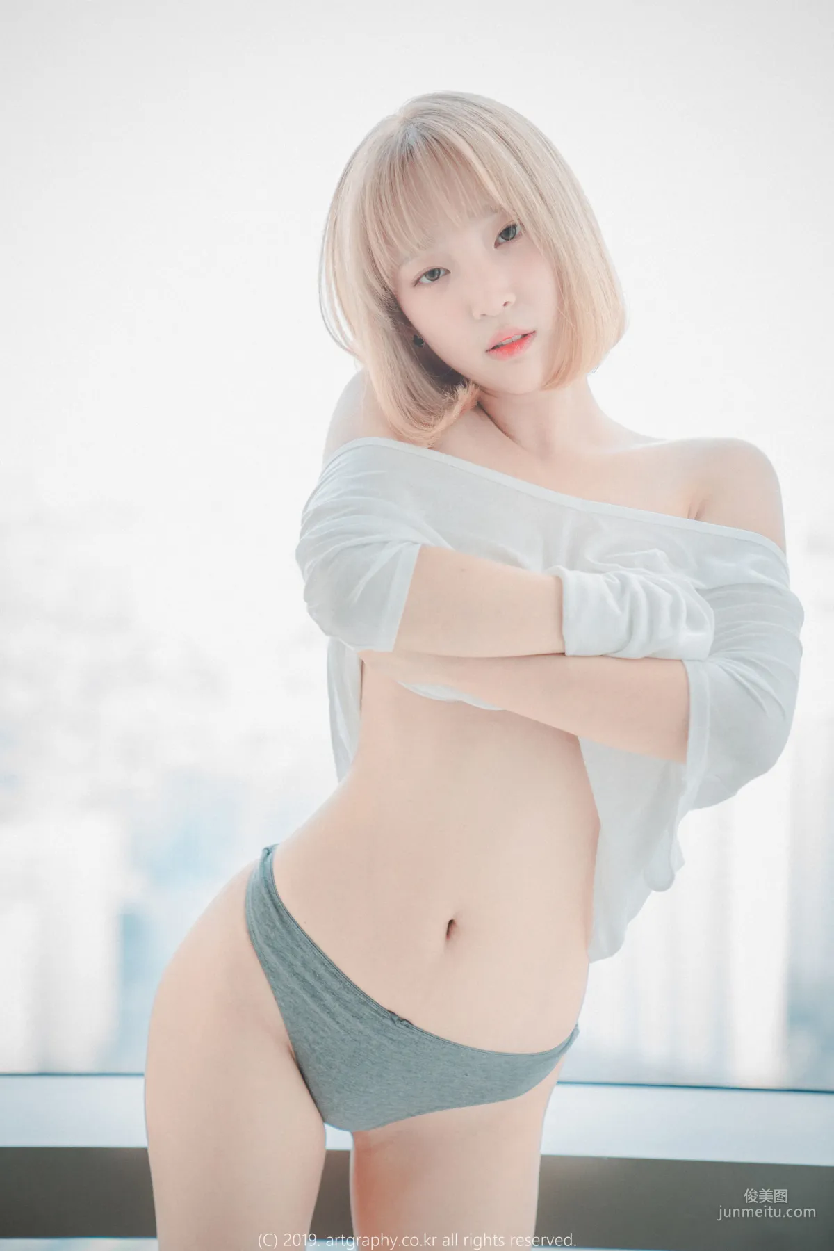 Big-Bust Jiang Renqing, Thong + T-Shirt + Fishnet Stockings Bunny Girl [ARTGRAVIA] Photo Set photo 6