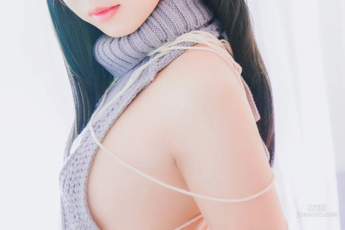 面餅仙兒《露背毛衣！！》 [福利COSPLAY] 寫真集 29
