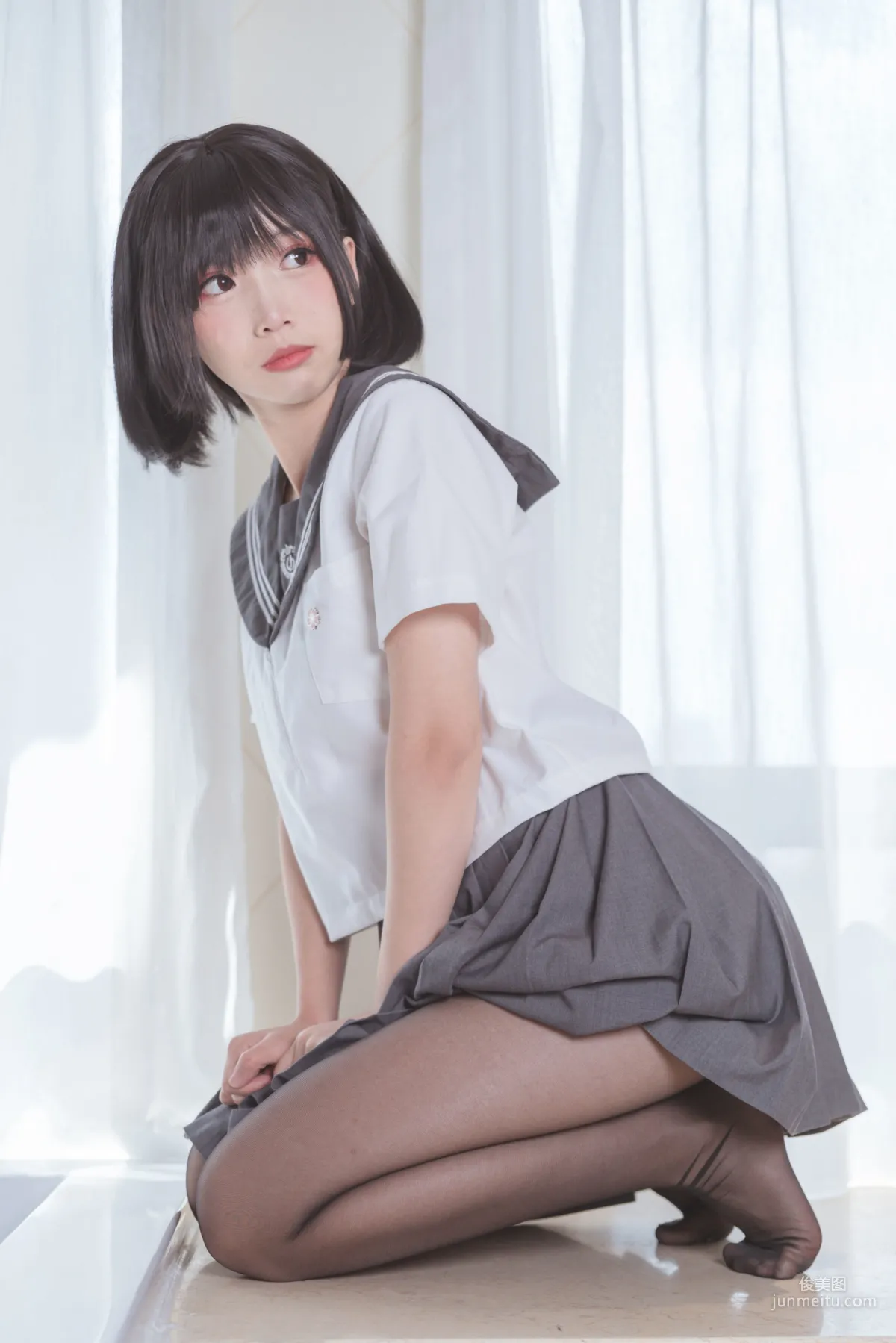 面餅仙兒《腦内少女 黑絲JK》 [福利COSPLAY] 寫真集 7