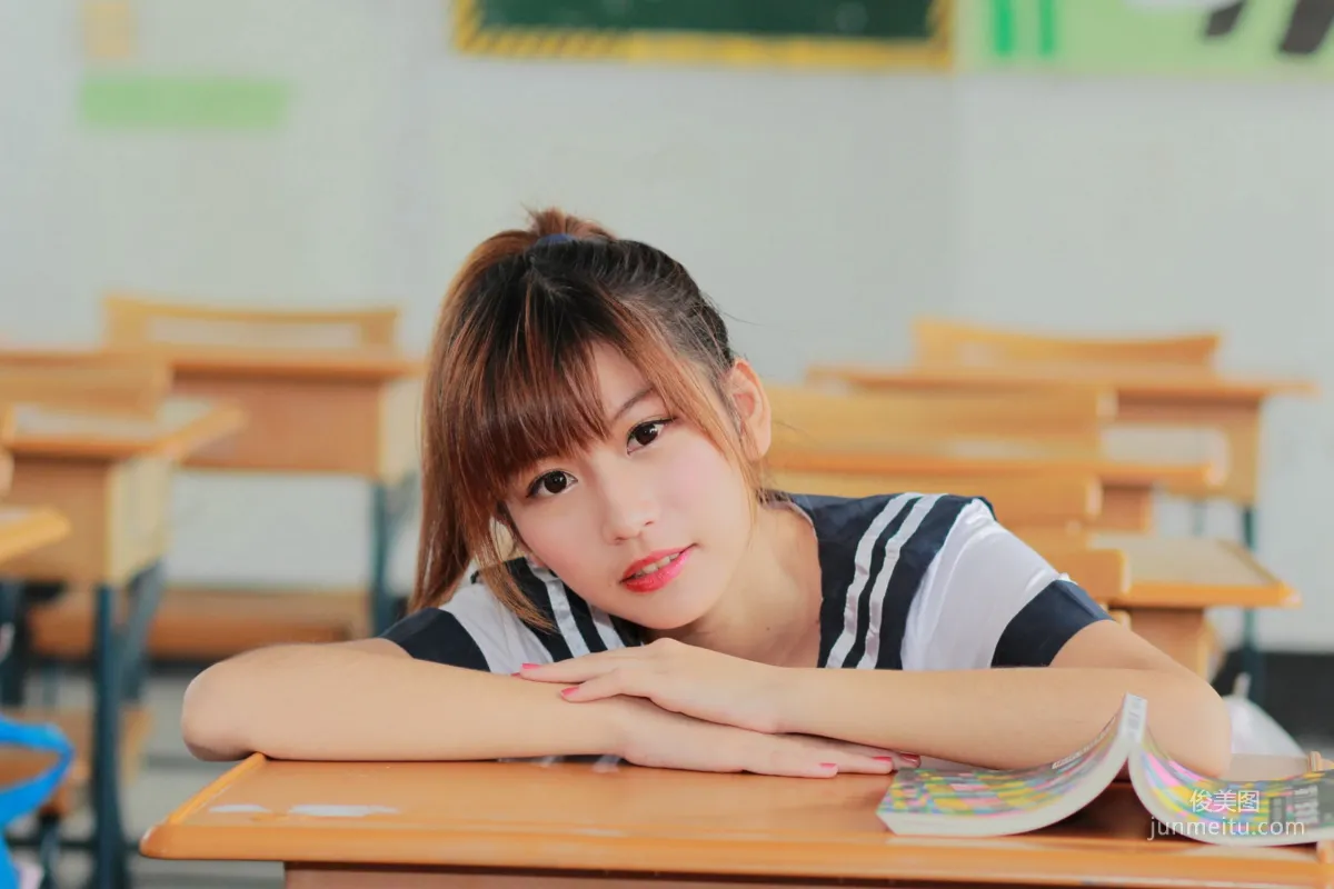 Uniform Girl Lin Wendi [Taiwan Beauties] Photo Set photo 14