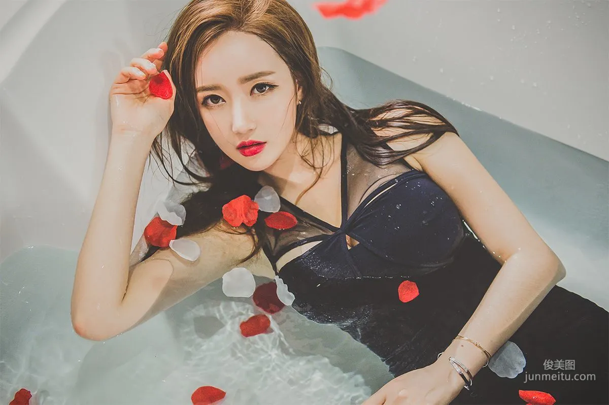 Lee Yeon Jeong《Absolutely Beautiful Elegant Goddess 5》Korean Beauty Photo Set photo 39