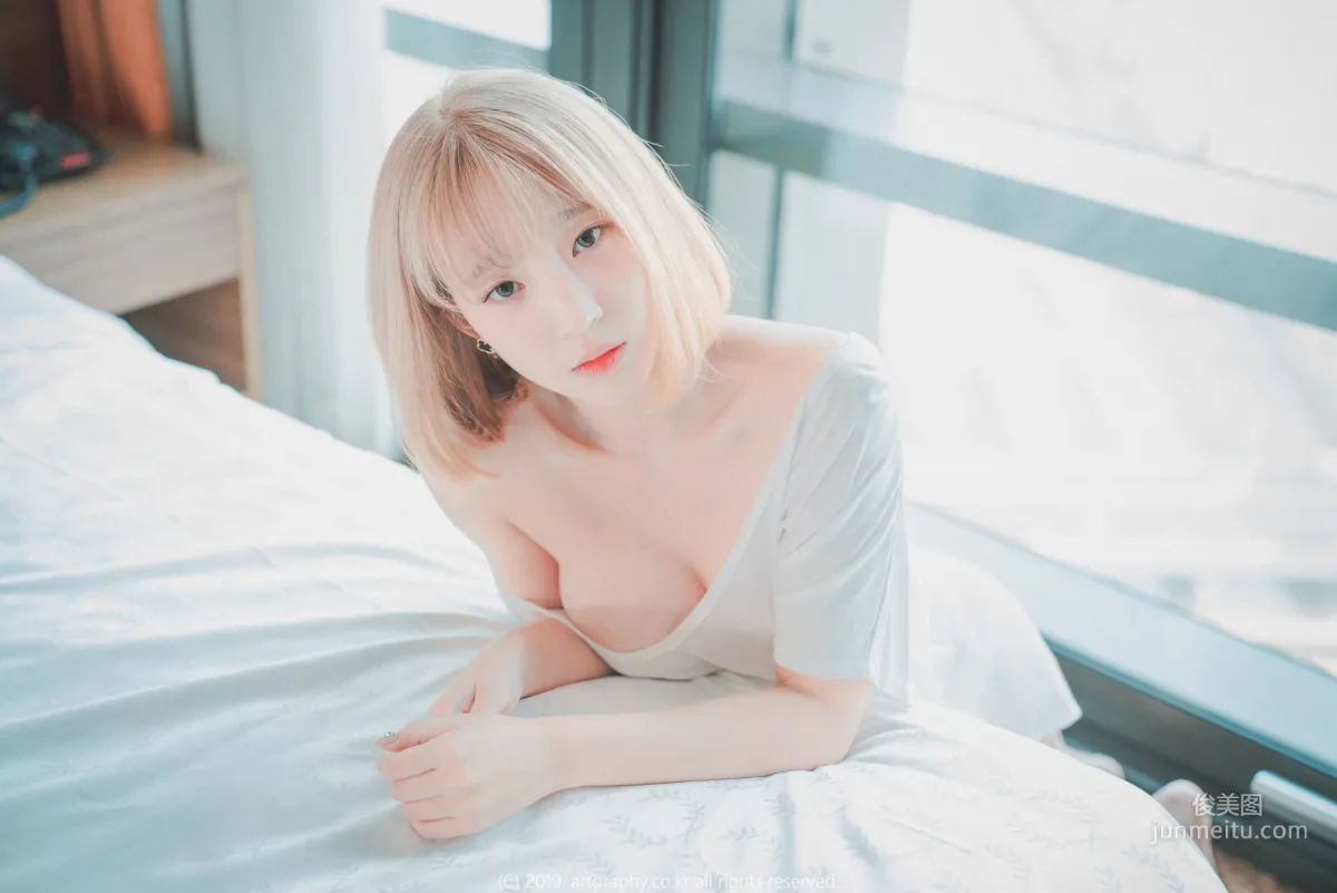 Big-Bust Jiang Renqing, Thong + T-Shirt + Fishnet Stockings Bunny Girl [ARTGRAVIA] Photo Set photo 3