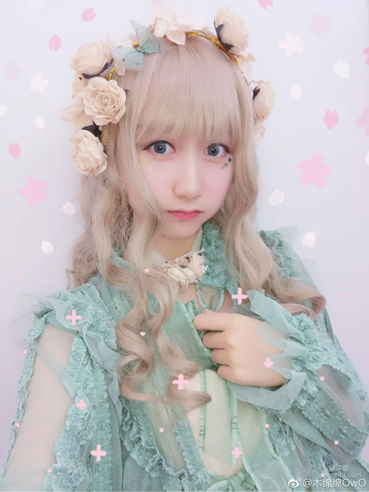 Cute Girl Mu Mianmian OwO, Weibo Life Selfies [Cosplay Beauty] Photo Set photo 8