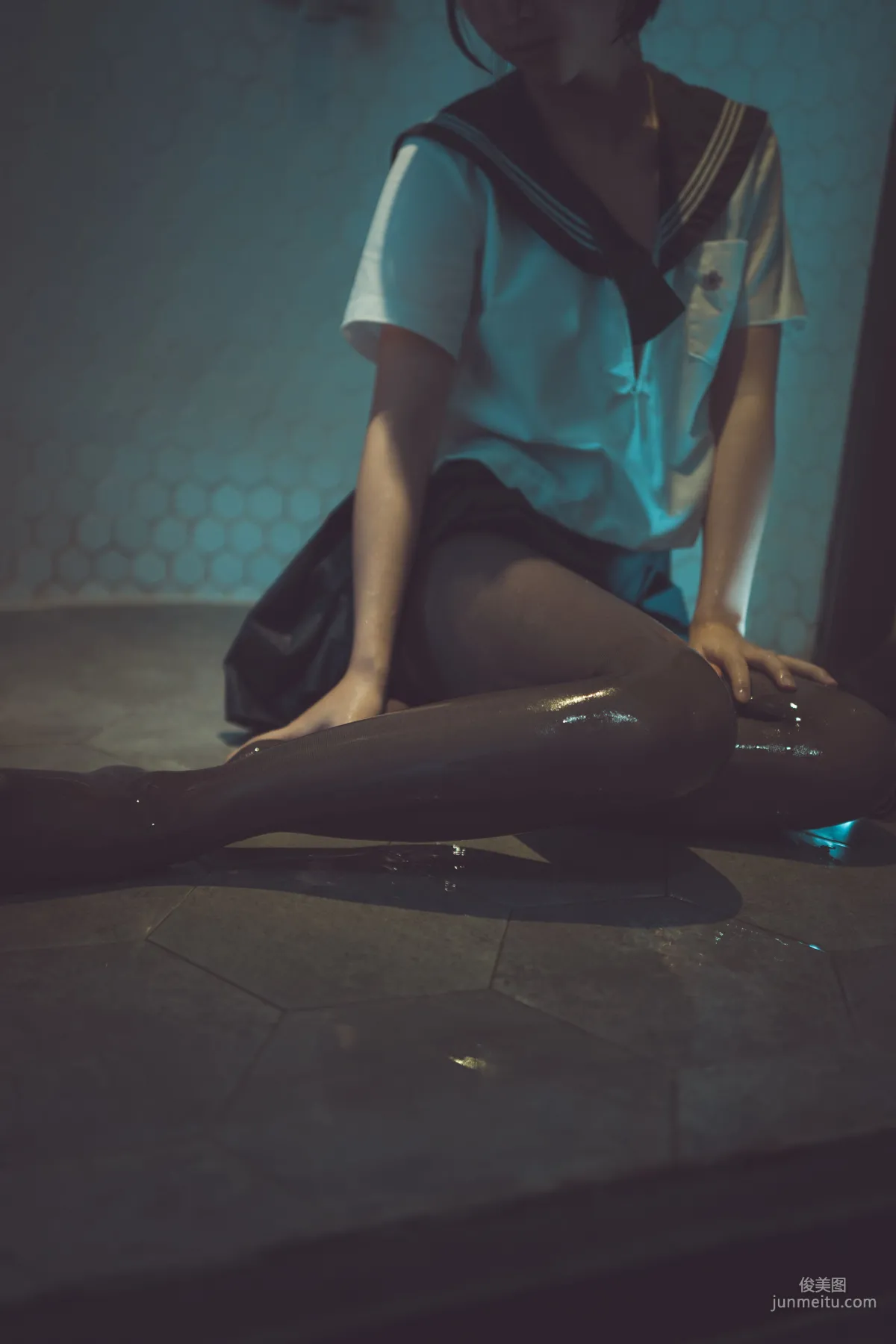 Mianbing Xianer, Girl in the Mind, Bathtub Black Stockings [Web Idols] Photo Set photo 18