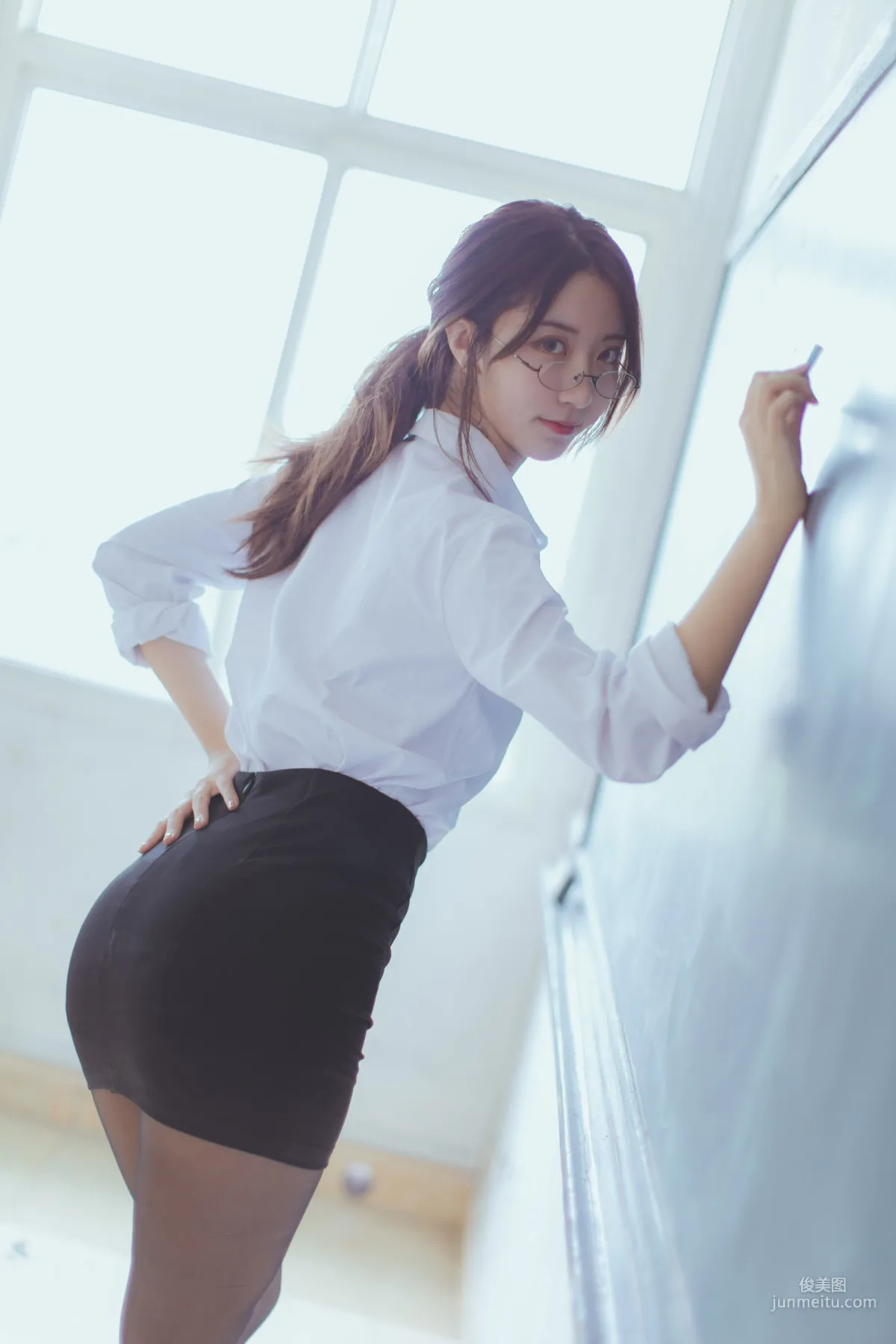 COSER黑川《黑丝教师》  [COSPLAY福利] 写真集16