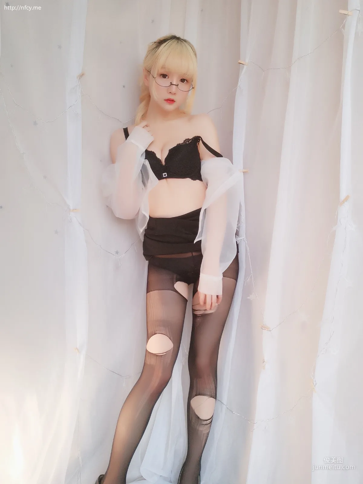 星之遲遲 《今晚加班包》 [福利COSPLAY] 寫真集 37