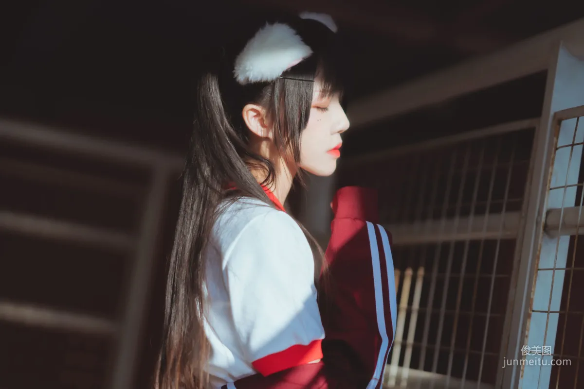 Ying Taomiao: Web Idols photo 3