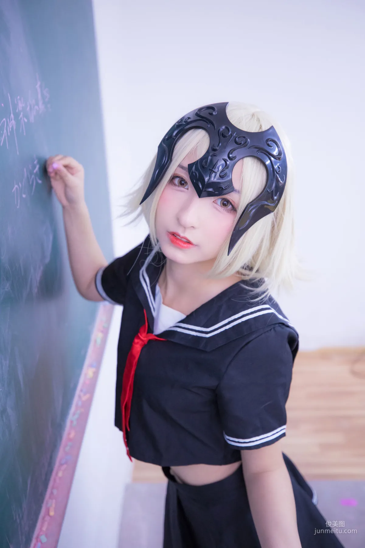 神楽坂真冬《放課後》 [蘿莉COSPLAY] 寫真集 92