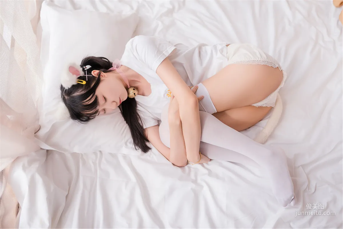 木绵绵OwO《猫系少女》 [COSPLAY福利] 写真集9
