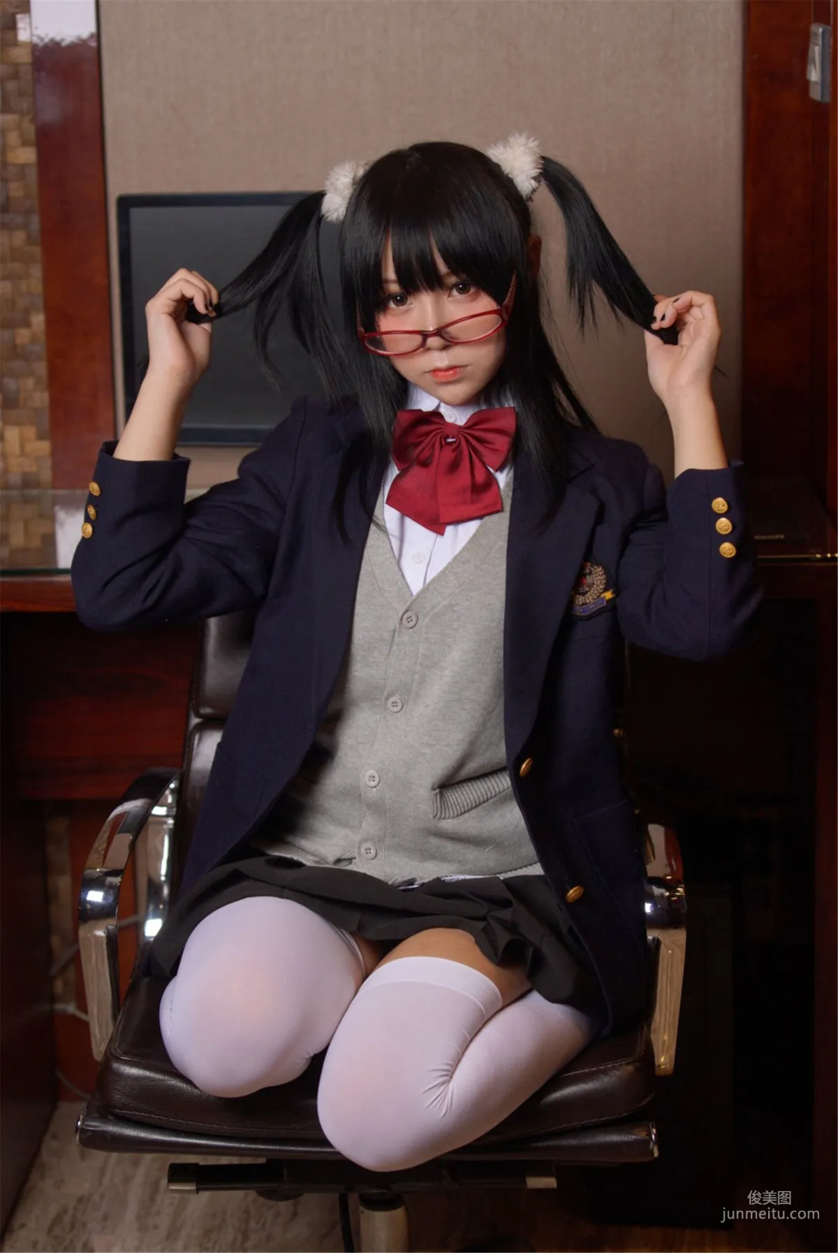 COSER Baiyin 81 & Yao Yaole, Sisters Silk Seduction [Cosplay Bonus] Photo Set photo 10