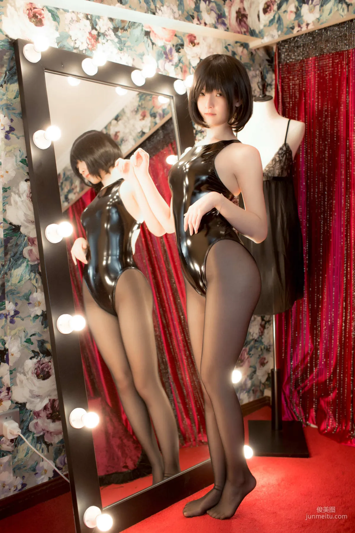 Yixiao Yangze: Web Idols photo 24