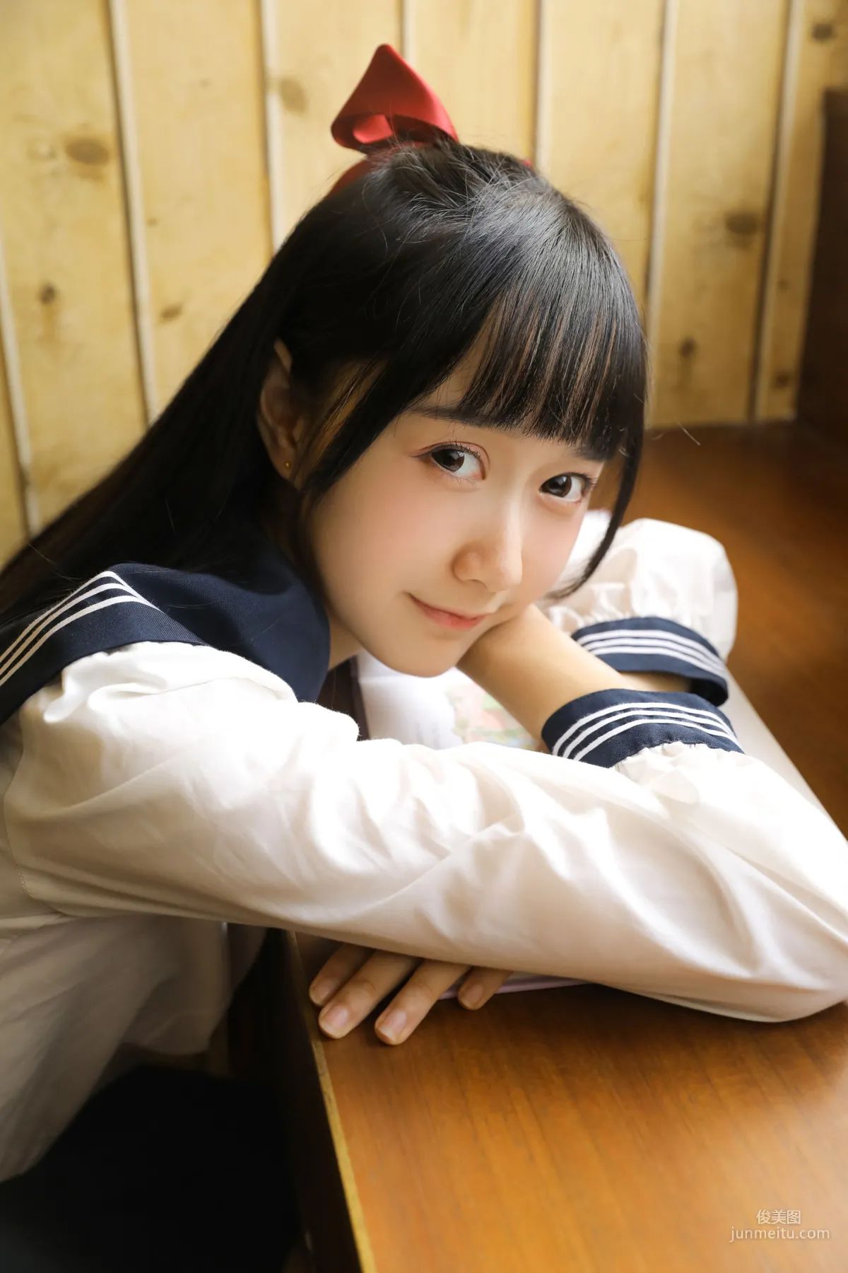 Mu Mianmian: Web Idols photo 3