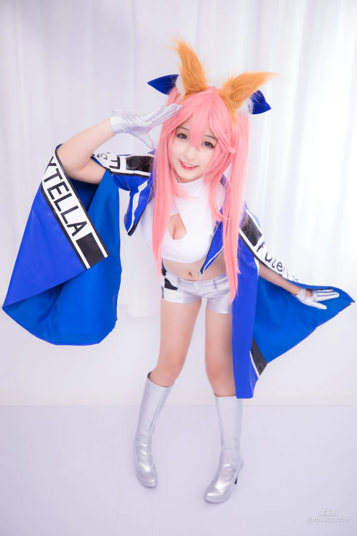 神楽坂真冬《目標はあなた、エンジン全開！！》 [蘿莉COSPLAY] 寫真集 13