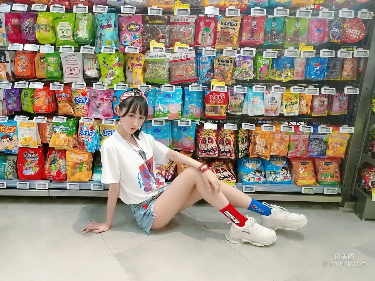 Mu Mianmian OwO《Intelligent Girlfriend T-Shirt》 [COSER Beauty] Photo Set photo 16