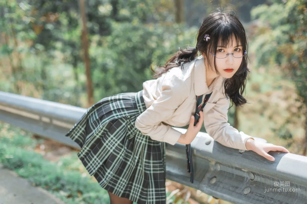 Zhuyue su: Web Idols photo 5