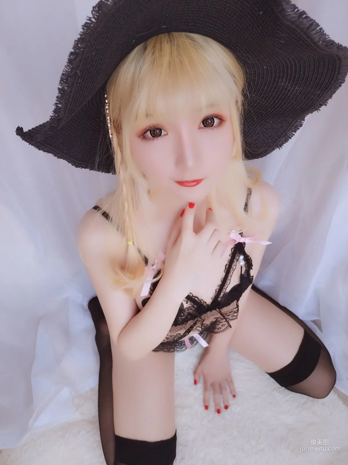 Coser Girl Xingzhi Chichi, Happy Holiday Pack [Cosplay] Photo Set photo 29