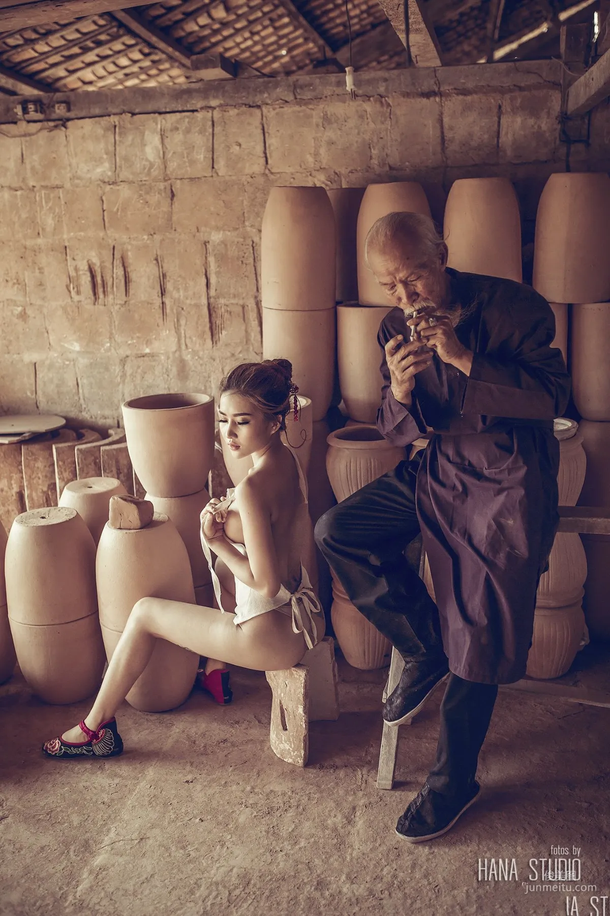 Thuy Nga Pham 'Vietnamese Ceramic Village' Sexy Nude Photo Set photo 101