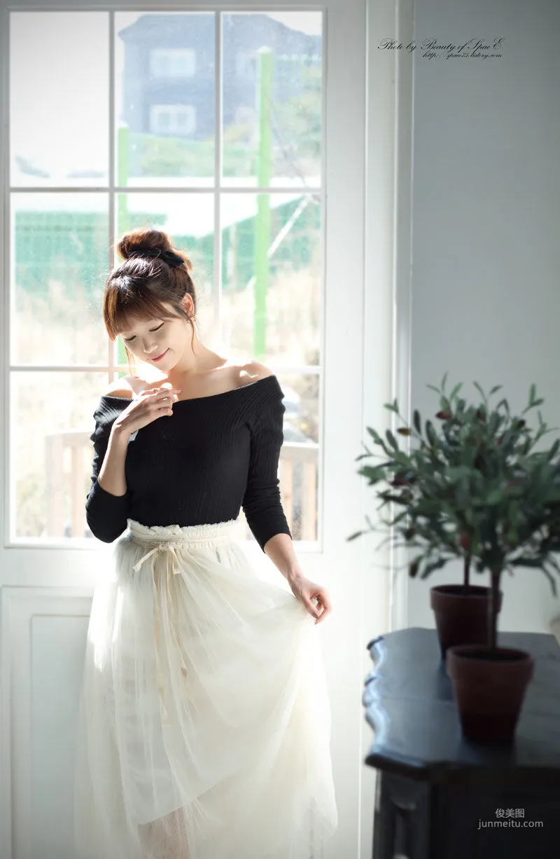 [韩国美女] 李恩慧《白色淑女长裙》 写真集32