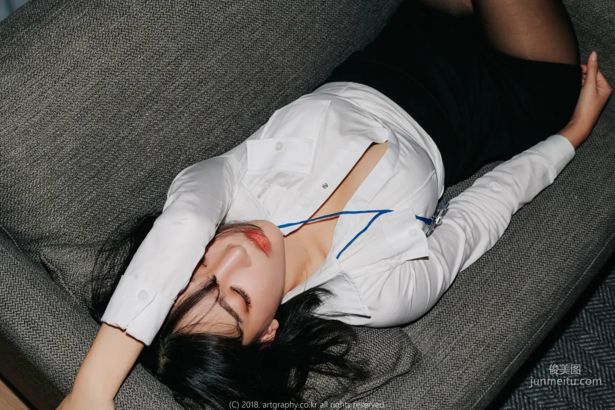 Big Bust Girl Jiang Renqing, Black Stockings Uniform + Maid Seduction [ARTGRAVIA] Photo Set photo 21