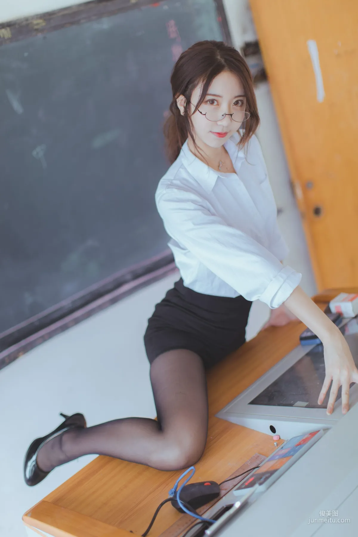 COSER黑川《黑丝教师》  [COSPLAY福利] 写真集26
