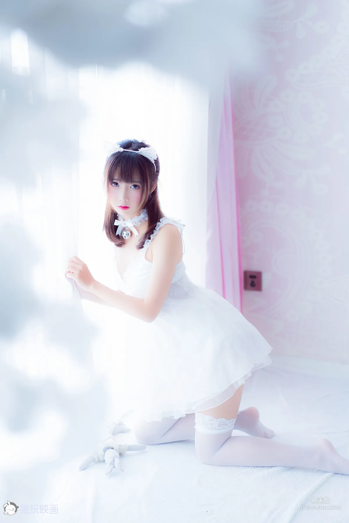 面餅仙兒《吊帶睡衣》 [福利COSPLAY] 寫真集 49