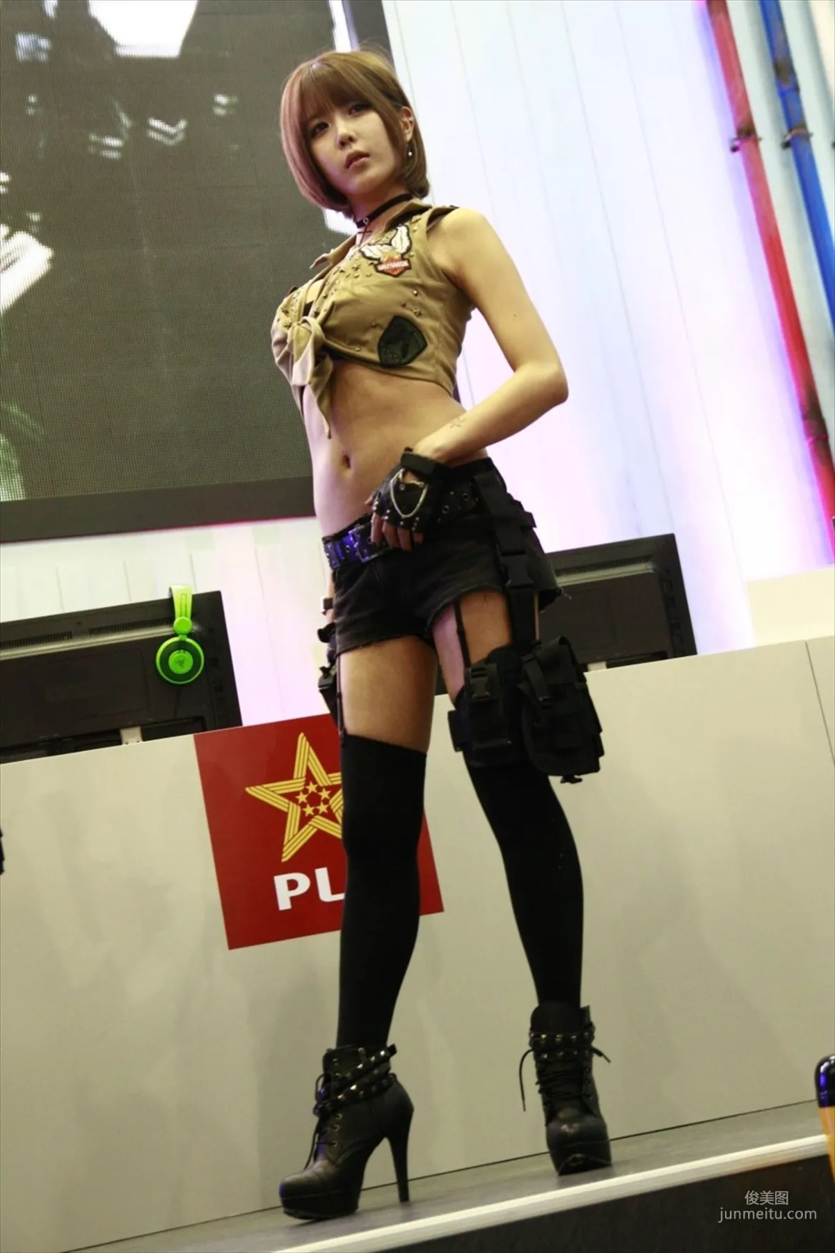 Heo Yun Mi, Game Exhibition COS [Korean Booth Beauty] Photo Set photo 1