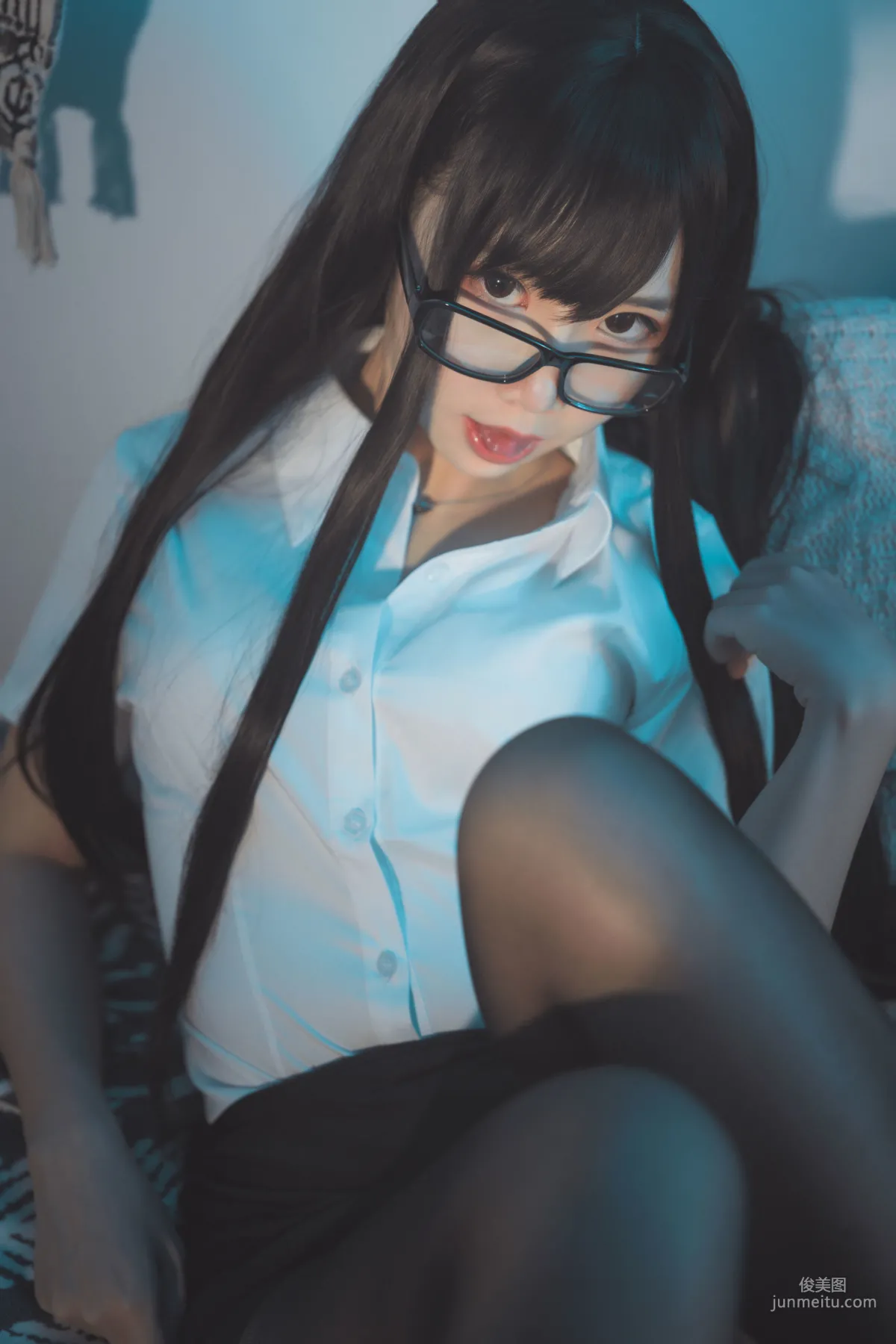 面饼仙儿《黑丝OL》 [福利COSPLAY] 写真集6