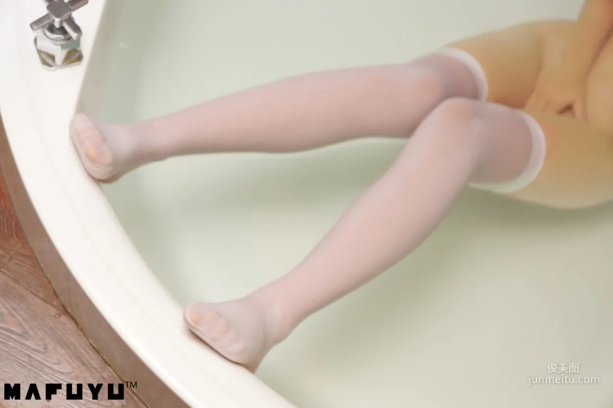 神楽坂真冬 《Reimu貓娘系列》 [蘿莉COSPLAY] 寫真集 24