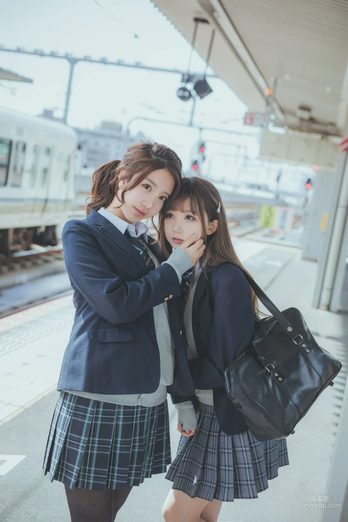 黑川《JK百合》 [COSPLAY美女] 写真集4
