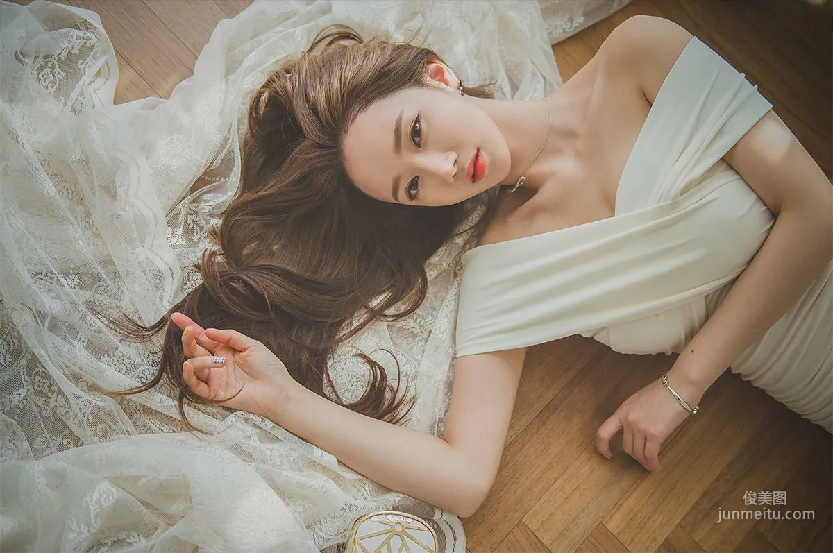 Lee Yeon Jeong, Absolutely Beautiful Elegant Goddess 3 Photo Set photo 4