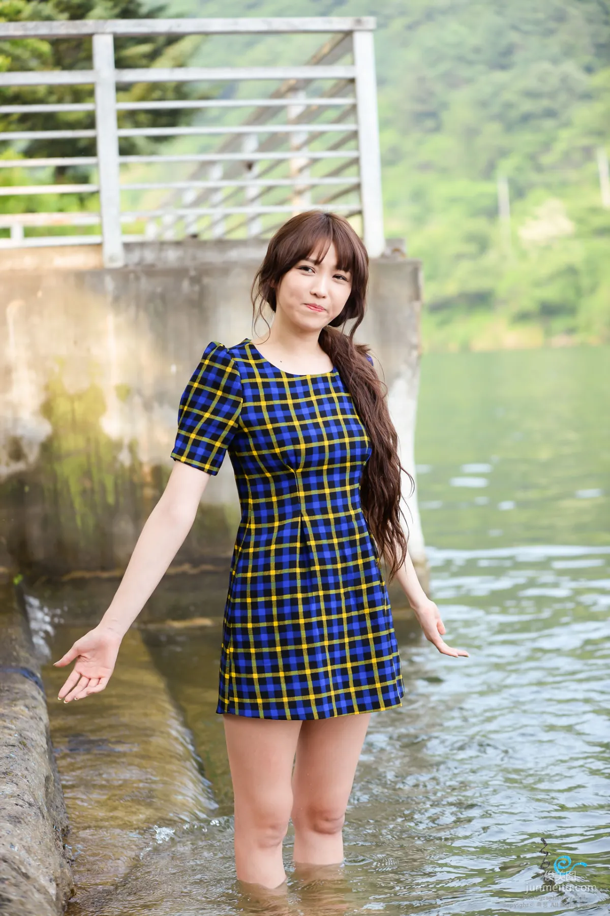 [韓國美女] 李恩慧 《湖邊遊玩》寫真集 4