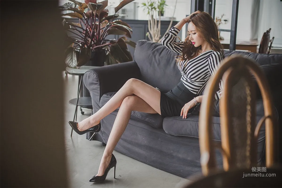 Lee Yeon Jeong《Absolutely Beautiful Elegant Goddess 5》Korean Beauty Photo Set photo 2