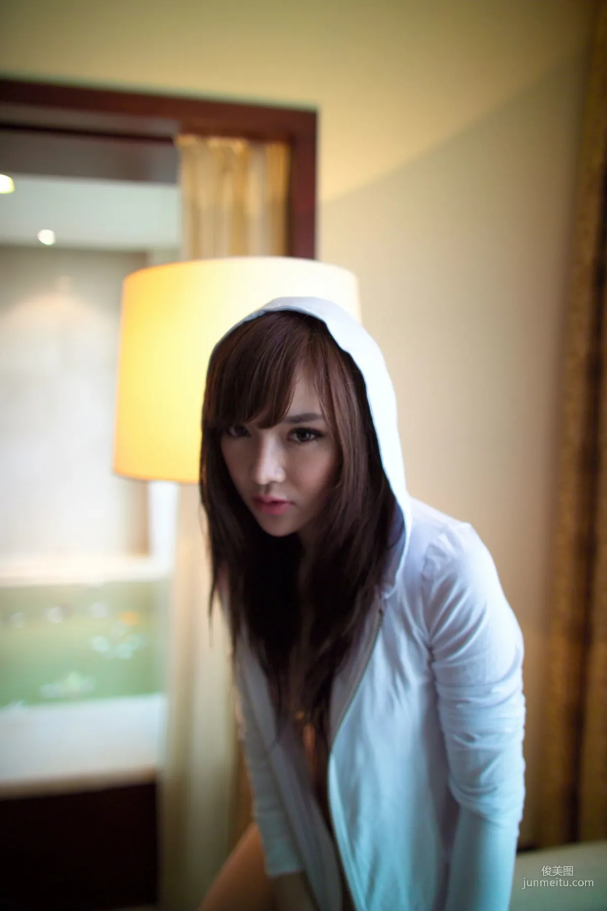Han Zixuan, Hotel Bathtub Private Shoot Set photo 94