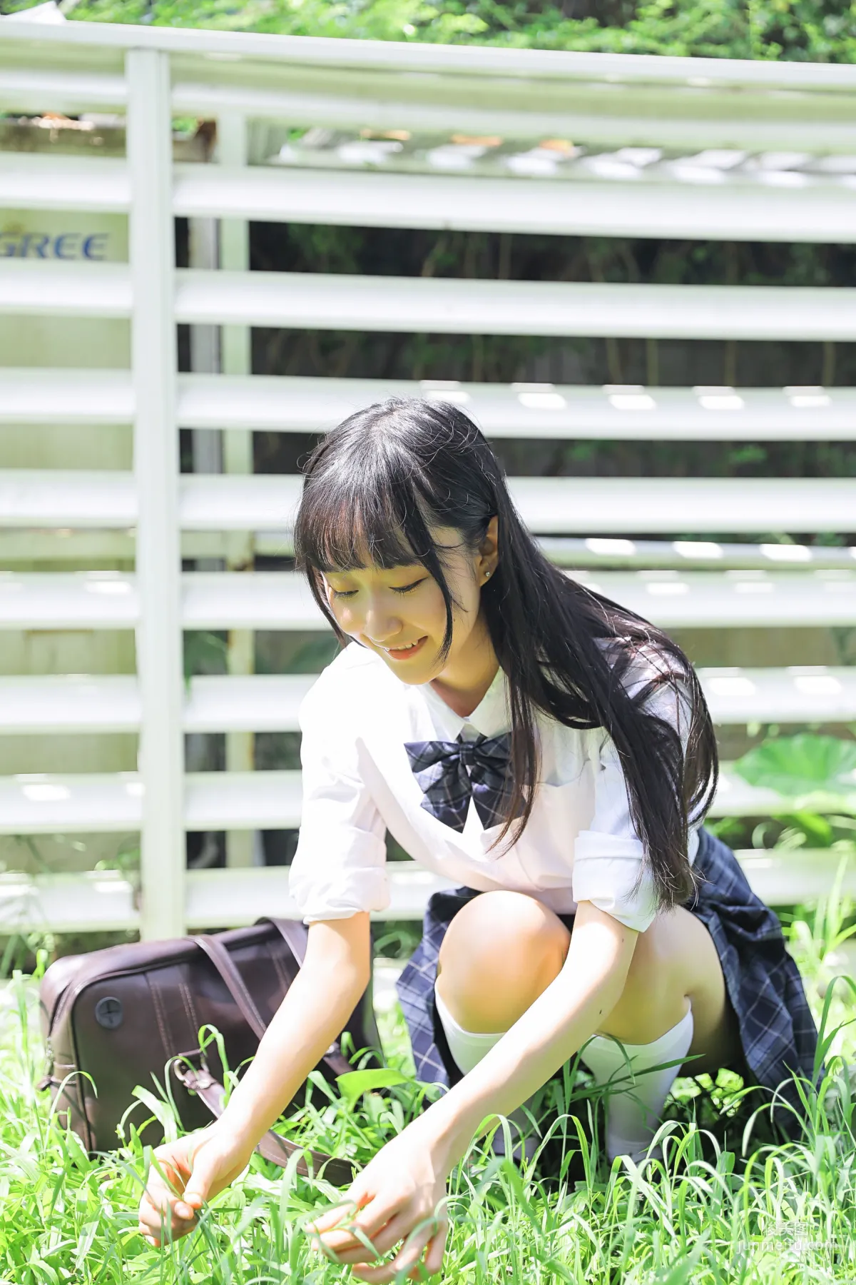 Mu Mianmian 'Time for PE Class' [COSPLAY] Photo Set photo 9