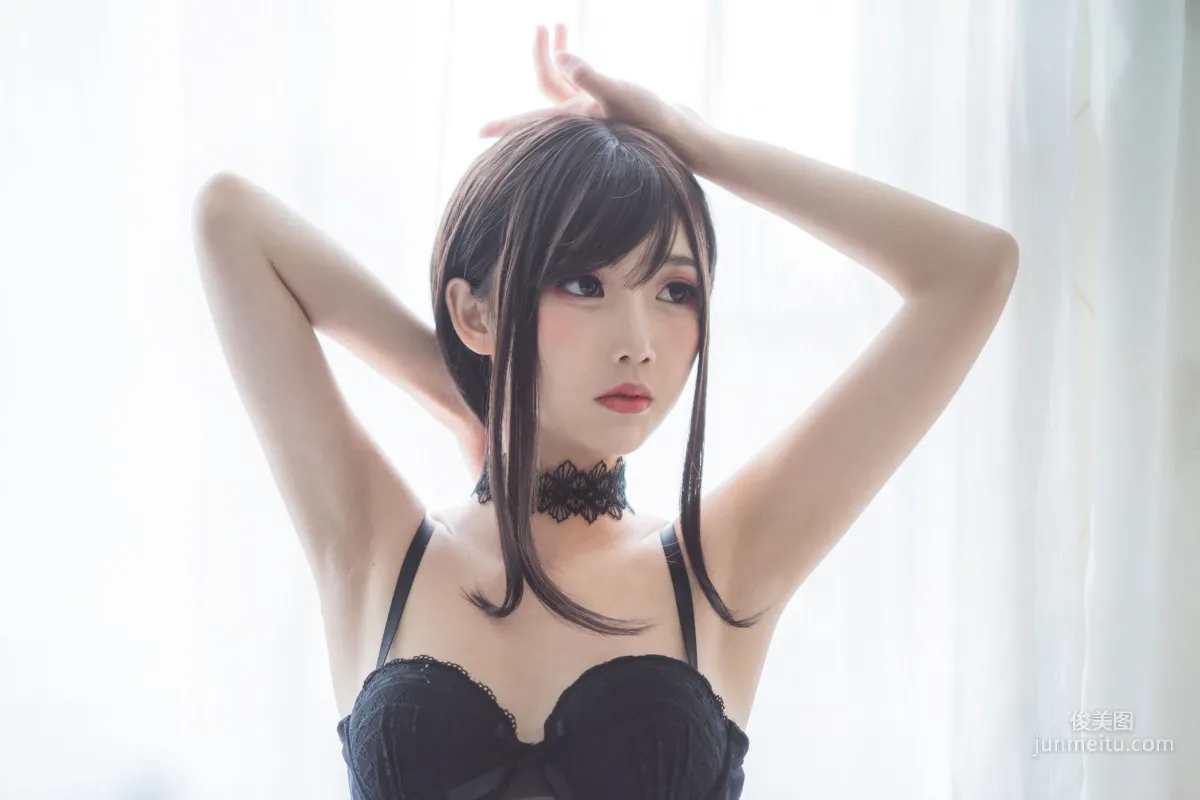 Mianbing Xianer, Girl in the Brain Black Corset [Welfare Cosplay] Photo Set photo 6