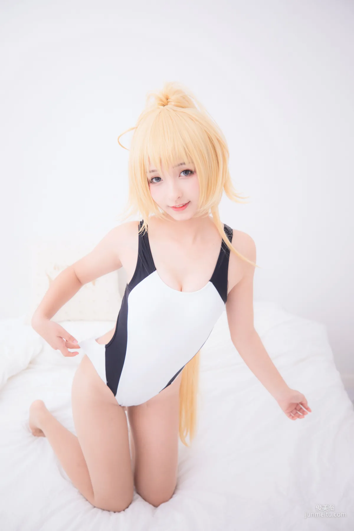 Kagurazaka Mafuyu Jeanne Swimsuit [Cosplay Girl] Photo Set photo 36
