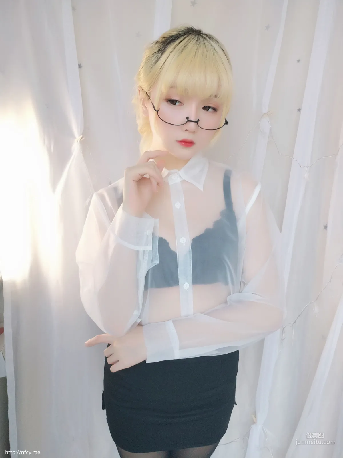 星之遲遲 《今晚加班包》 [福利COSPLAY] 寫真集 5