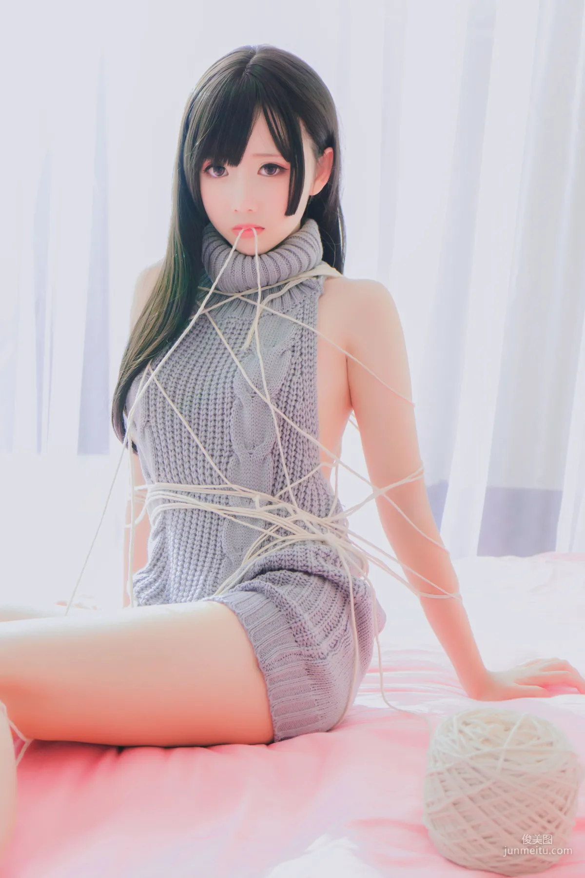 面餅仙兒《露背毛衣！！》 [福利COSPLAY] 寫真集 37