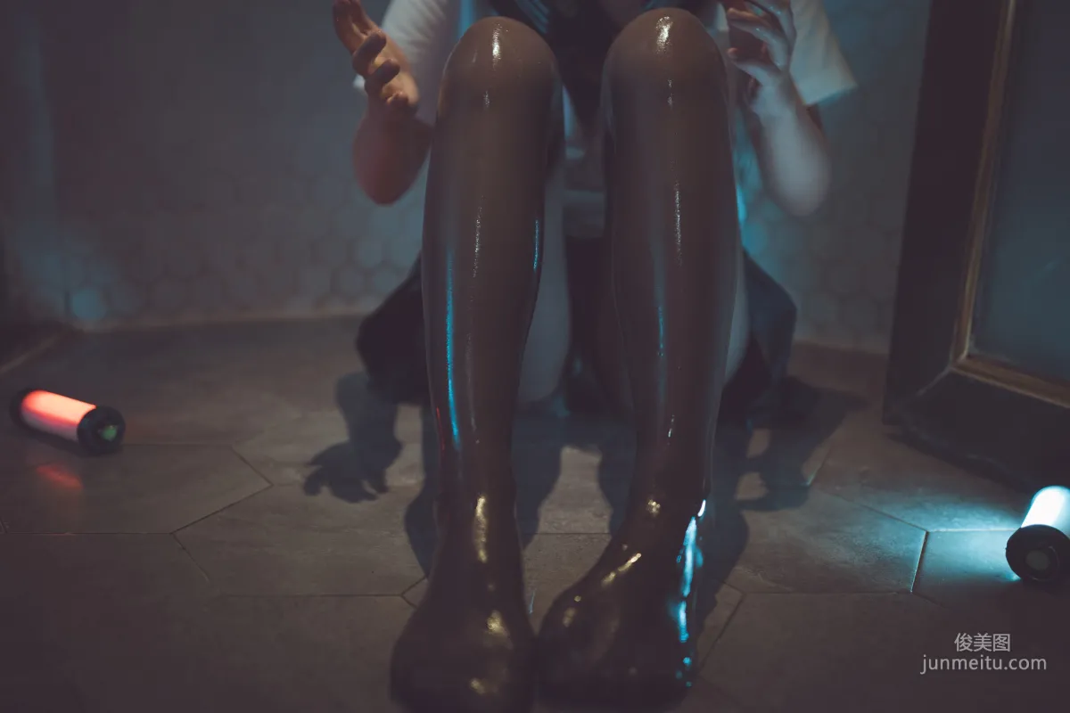 Mianbing Xianer, Girl in the Mind, Bathtub Black Stockings [Web Idols] Photo Set photo 13